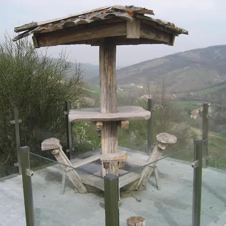 Agriturismo Il Ciuffo * 피아노로