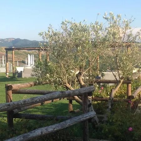 Agriturismo Il Ciuffo Farm stay *