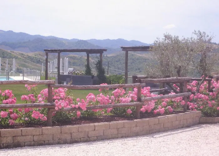 Agriturismo Il Ciuffo פיאנורו